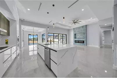 10 SW 35th Ave, Cape Coral, FL 33991 - Photo 8