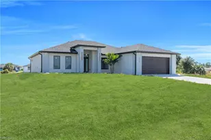 312 Pembroke St, Lehigh Acres, FL 33974 - Photo 2