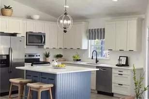 310 SE 32nd St, Cape Coral, FL 33904 - Photo 4