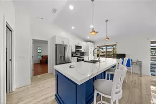 2546 SW 38th Terrace, Cape Coral, FL 33914 - Photo 12