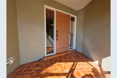 3879 Hidden Acres Cir S, North Fort Myers, FL 33903 - Photo 4