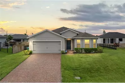 1834 NW 27th Ter, Cape Coral, FL 33993 - Photo 2