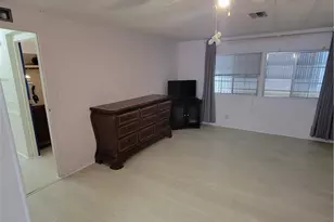 573 Hogan Dr, North Fort Myers, FL 33903 - Photo 20