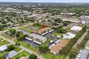 2079 Barkeley Ln, Fort Myers, FL 33907 - Photo 30