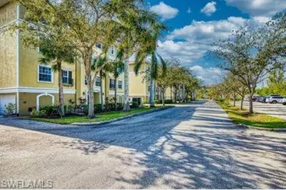 10090 Lake Cove Dr #101, Fort Myers, FL 33908 - Photo 2