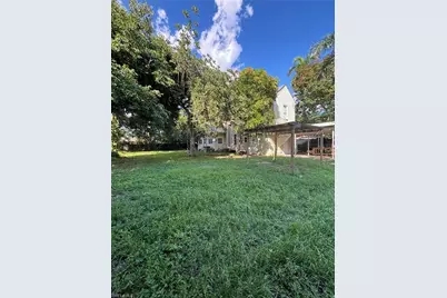 12430 McGregor Blvd, Fort Myers, FL 33919 - Photo 38