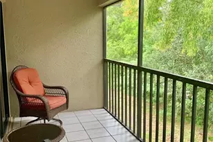 9640 Windsor Gardens Ln, Fort Myers, FL 33919 - Photo 12