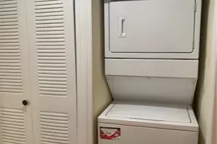 9640 Windsor Gardens Ln, Fort Myers, FL 33919 - Photo 18