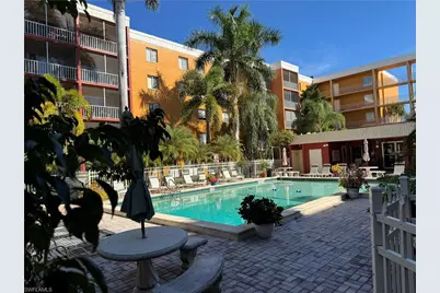 2366 E Mall Dr #109, Fort Myers, FL 33901 - Photo 18