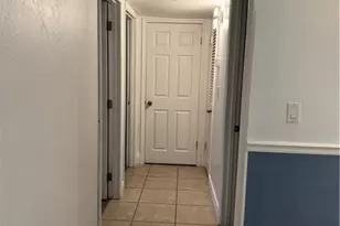 2366 E Mall Dr, Fort Myers, FL 33901 - Photo 12