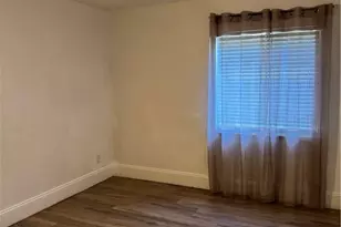 2366 E Mall Dr, Fort Myers, FL 33901 - Photo 10