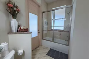 2501 SE 19th Pl, Cape Coral, FL 33904 - Photo 18