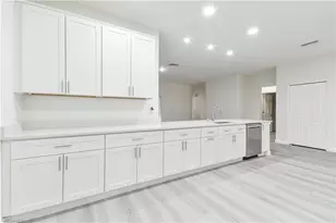 2032 NW 2nd Pl, Cape Coral, FL 33993 - Photo 10