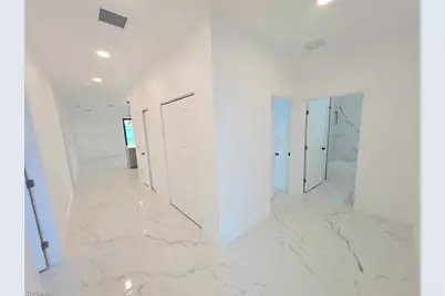 3248 Franklin St, Fort Myers, FL 33916 - Photo 8