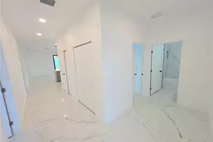 3248 Franklin St, Fort Myers, FL 33916 - Photo 8