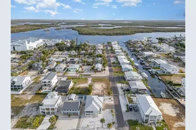 311 Bayland Rd, Fort Myers Beach, FL 33931 - Photo 10