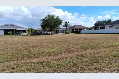 1439 NW 37th Pl, Cape Coral, FL 33993 - Photo 6