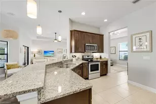 401 NE 19th Pl, Cape Coral, FL 33909 - Photo 20