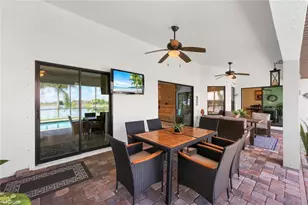 401 NE 19th Pl, Cape Coral, FL 33909 - Photo 34