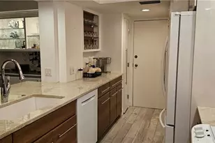 10691 Gulf Shore Dr E, Naples, FL 34108 - Photo 8