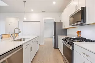 19112 Hanley Blvd, Estero, FL 33928 - Photo 8