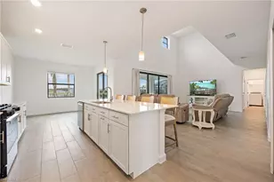 19112 Hanley Blvd, Estero, FL 33928 - Photo 4