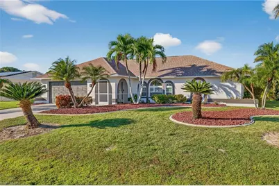 609 SE 17th St, Cape Coral, FL 33990 - Photo 1