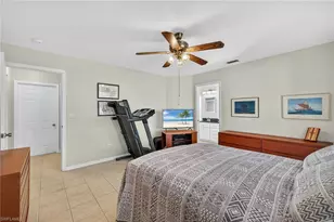 609 SE 17th St, Cape Coral, FL 33990 - Photo 14
