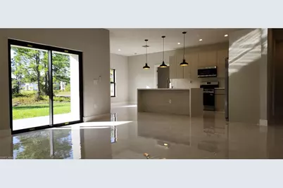 746 Courtland Ave S, Lehigh Acres, FL 33974 - Photo 6