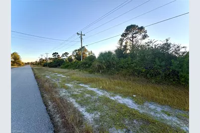 426 McArthur Blvd, Lehigh Acres, FL 33974 - Photo 2
