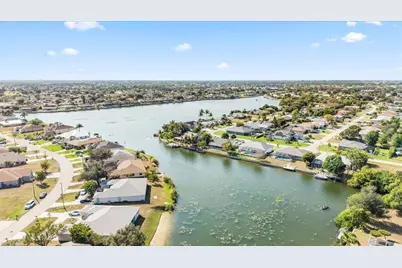 526 SE 4th St, Cape Coral, FL 33990 - Photo 36