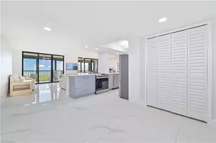 15 Bluebill Ave, Naples, FL 34108 - Photo 18