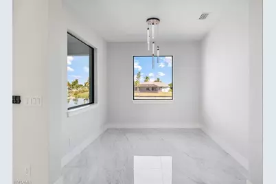 129 NE 12th Ct, Cape Coral, FL 33909 - Photo 10