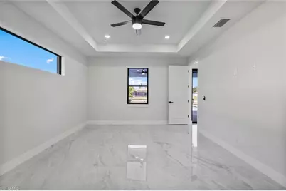 129 NE 12th Ct, Cape Coral, FL 33909 - Photo 12