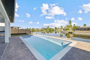 129 NE 12th Ct, Cape Coral, FL 33909 - Photo 22