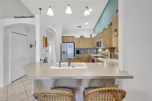 1002 SE 13th Ave, Cape Coral, FL 33990 - Photo 10