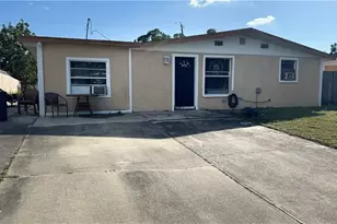 2184 Coronet St, Fort Myers, FL 33907 - Photo 1