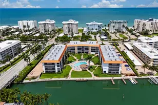 2900 Gulf Shore Blvd N, Naples, FL 34103 - Photo 1