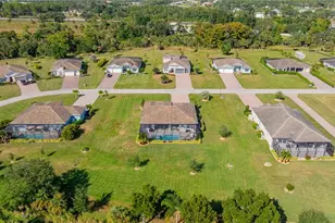 2140 Hickeys Creekside Dr, Alva, FL 33920 - Photo 44