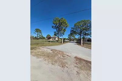 1860 Poinsettia Ave, Lehigh Acres, FL 33972 - Photo 2