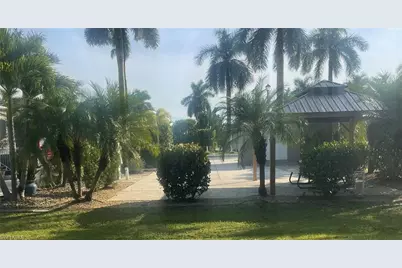 10347 Prairie Iris Trl, Fort Myers, FL 33905 - Photo 6