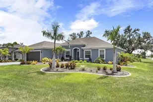 2541 SW 13th Ave, Cape Coral, FL 33914 - Photo 32