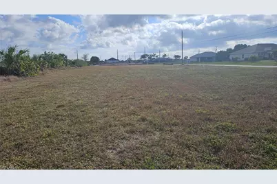 2521 NW 6th St, Cape Coral, FL 33993 - Photo 4