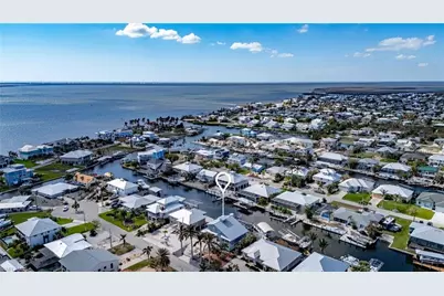 2357 Sapodilla Ln, Saint James City, FL 33956 - Photo 6