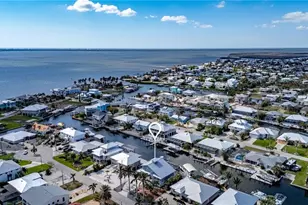 2357 Sapodilla Ln, Saint James City, FL 33956 - Photo 6