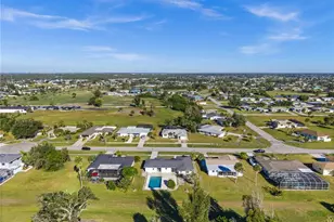 33 Golfview Pl, Rotonda West, FL 33947 - Photo 38