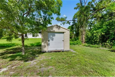 218 Lomax Ave S, Lehigh Acres, FL 33974 - Photo 4