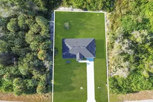 644 Woodcrest Dr, Lehigh Acres, FL 33972 - Photo 32