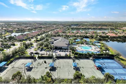 11725 Stonecreek Cir, Fort Myers, FL 33913 - Photo 38