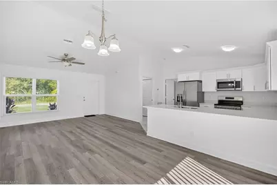 1021 SW 9th Ave, Cape Coral, FL 33991 - Photo 2